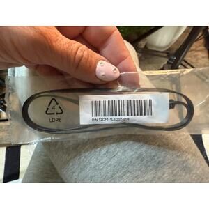 GIGABYTE RGB LED Strip Extension Cable 12CF1-1LED02-01R UNOPENED NEW